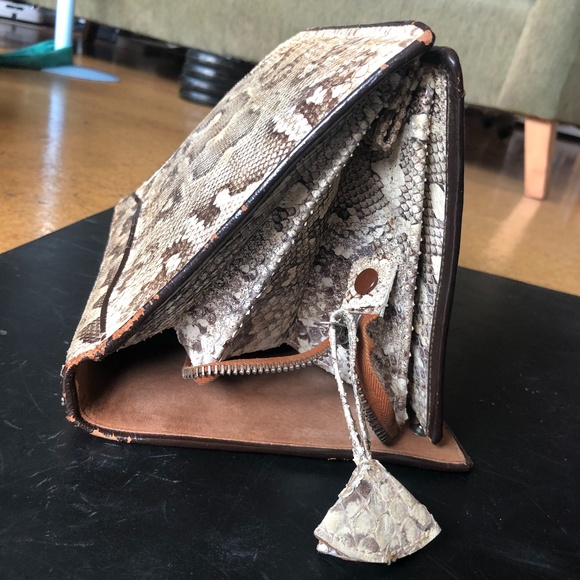 Vintage Snake Skin Clutch Purse - Picture 12 of 16